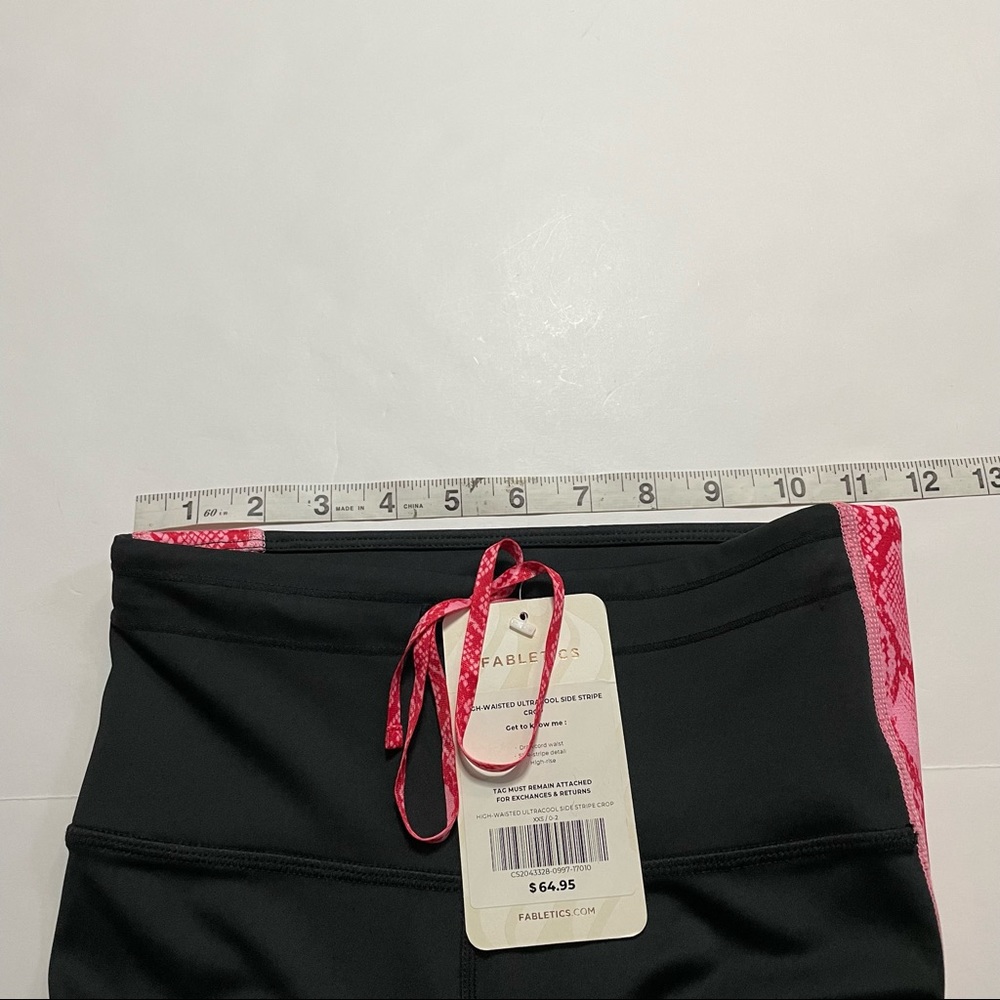 NWT Fabletics High-Waisted Ultra Cool Side Stripe Crop Athleisure Leggings XXS - Picture 9 of 11